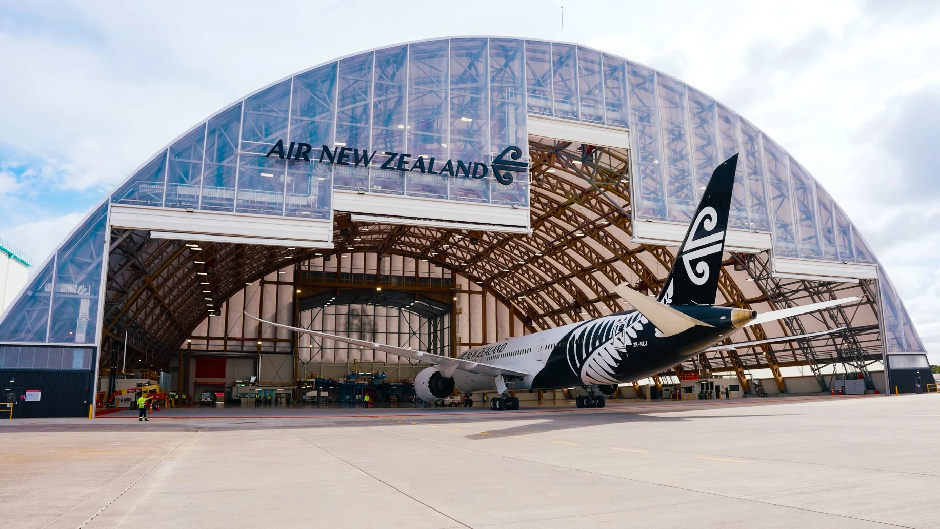 AIR NEW ZEALAND HANGAR 4